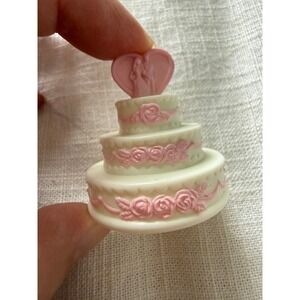 Vintage BARBIE Miniature Plastic Wedding Cake Figurine Pink Heart Topper